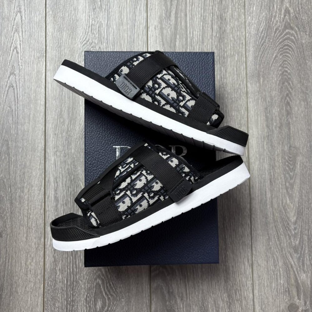 Dior Slides size 11(eu44)